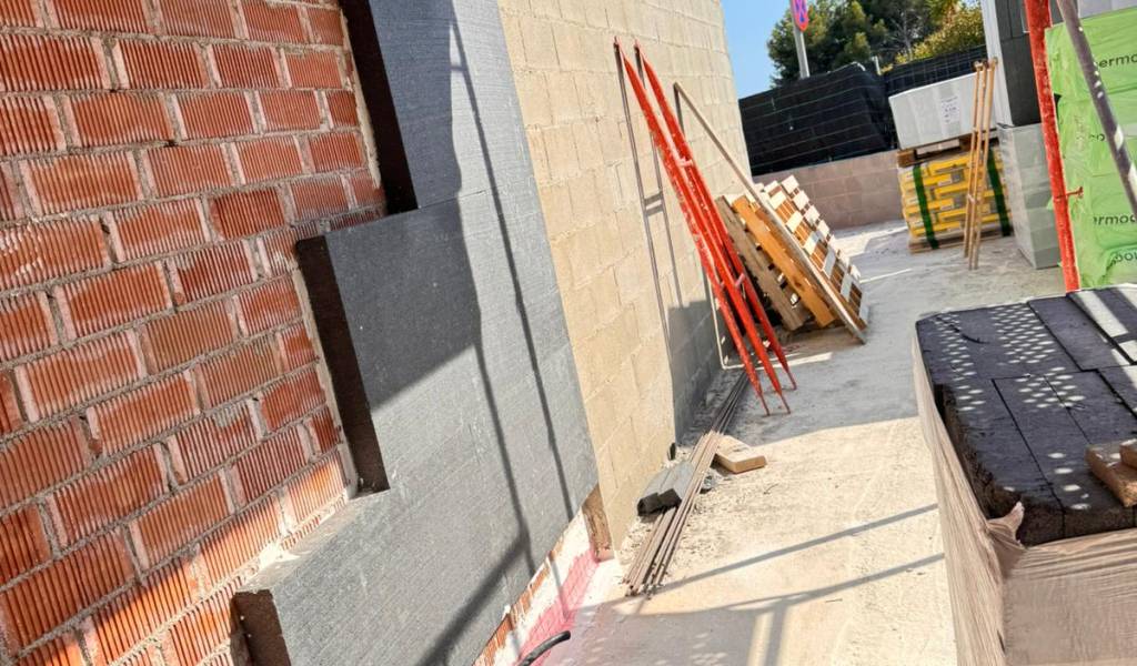 WhatsApp Image 2025-11-05 at 14.52.12 (2)