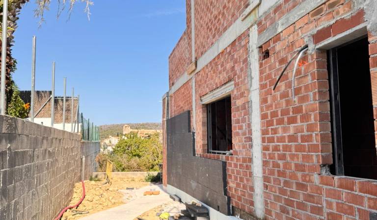 WhatsApp Image 2025-11-05 at 14.52.12 (5)